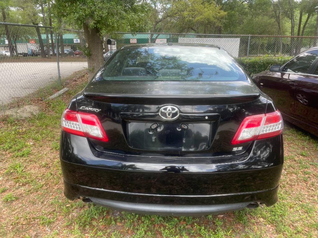 2010 Toyota Camry - $7,500