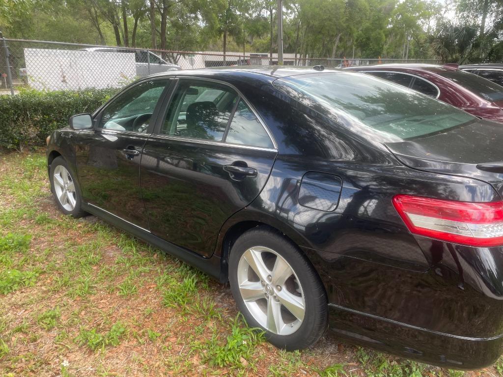 2010 Toyota Camry - $7,500