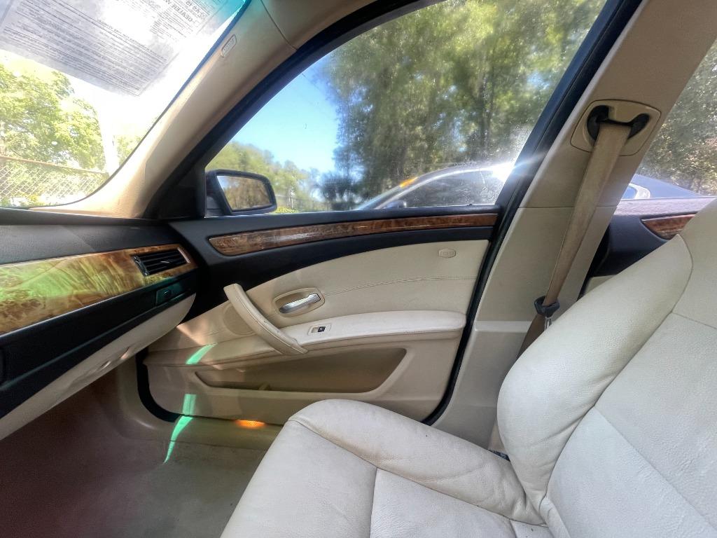 2009 BMW 528i - $6,200