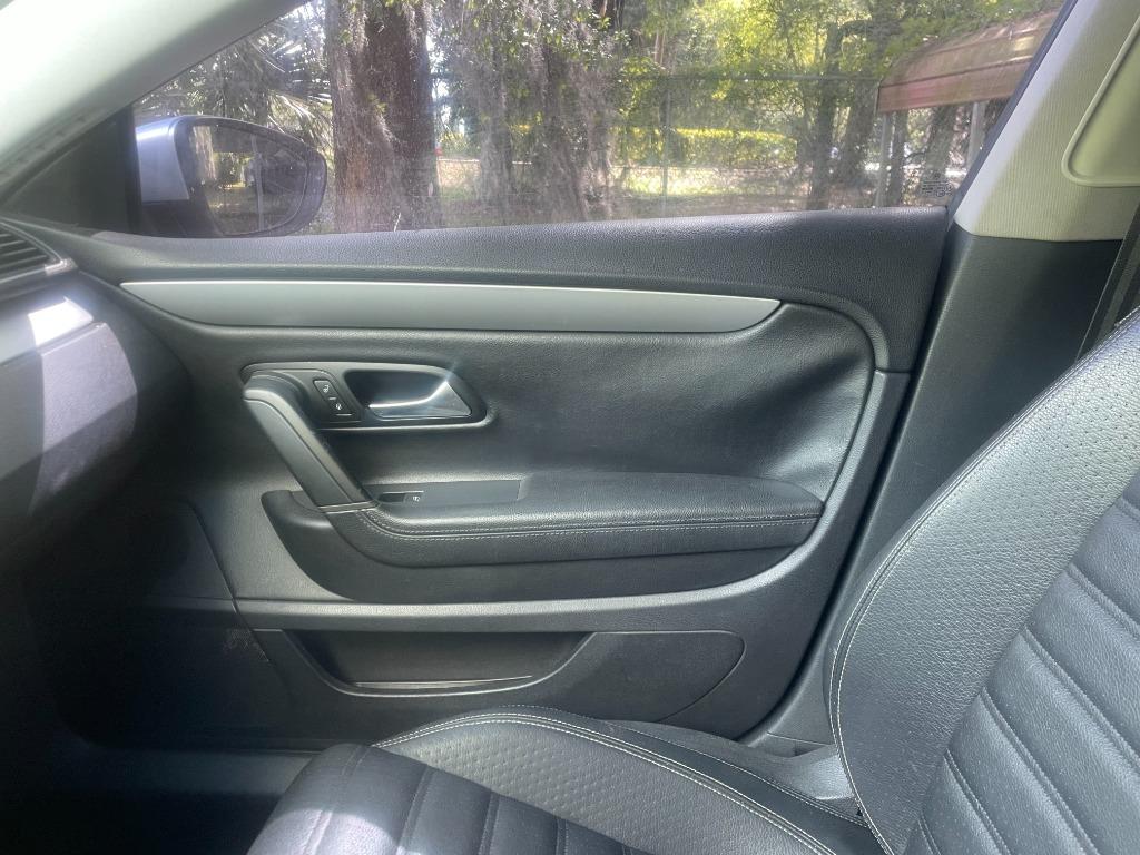 2012 Volkswagen CC Sport photo