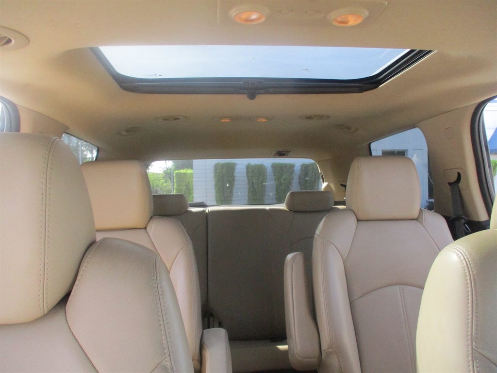 2012 GMC Acadia SLT-1 photo