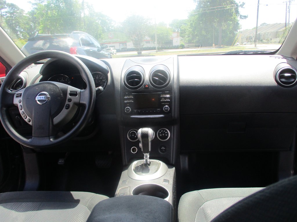 2015 Nissan Rogue Select S photo