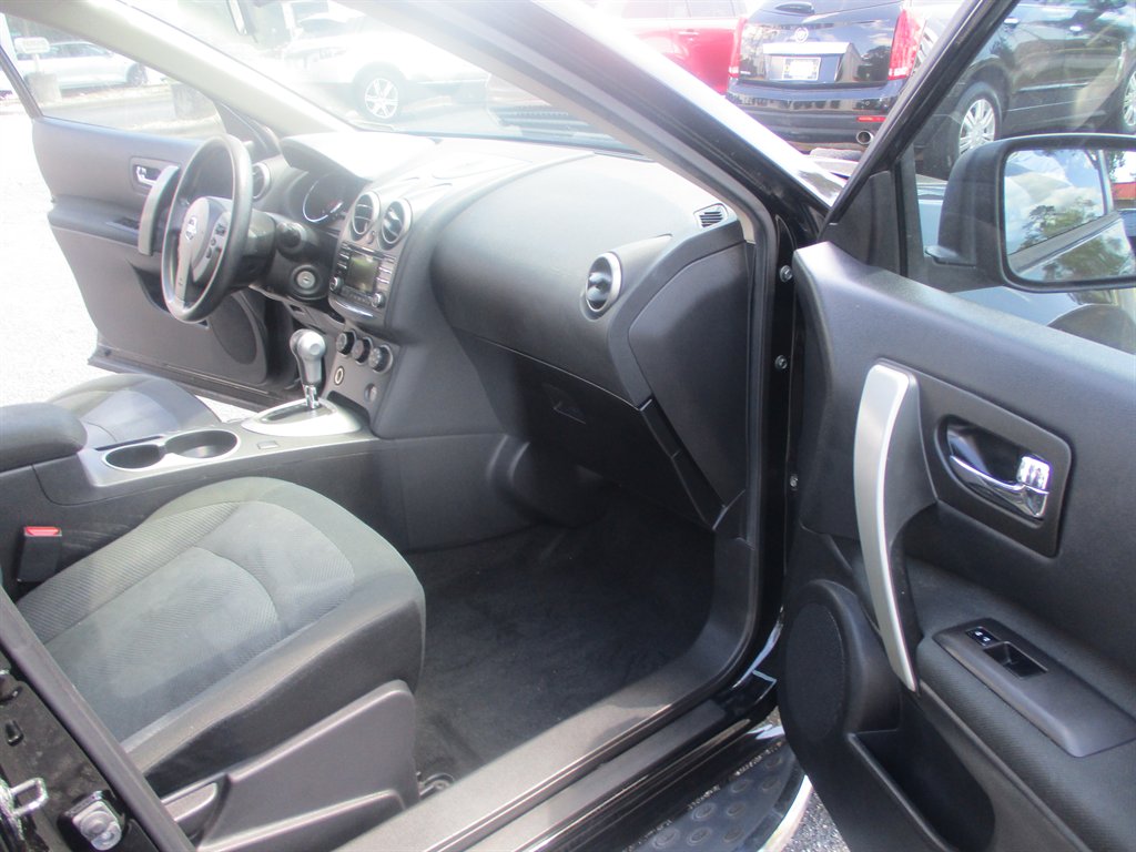 2015 Nissan Rogue Select S photo