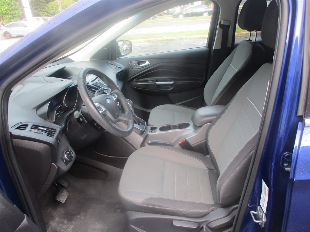 2013 Ford Escape SE photo