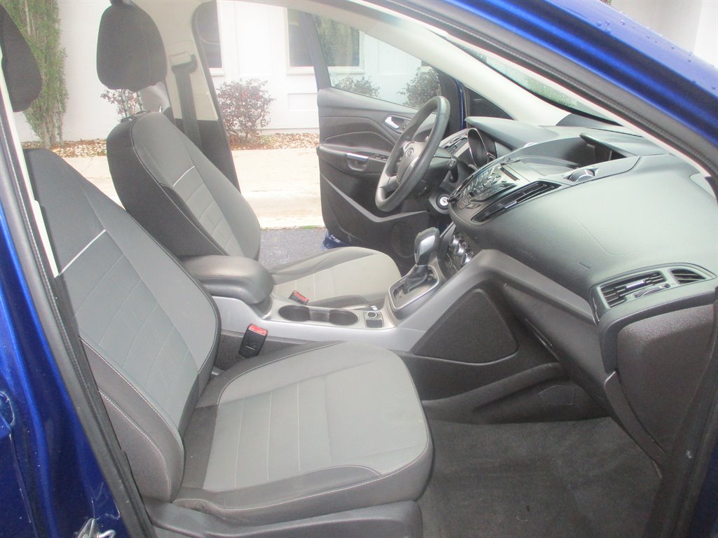 2013 Ford Escape SE photo