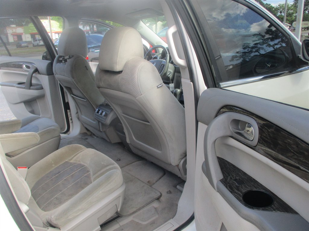 2013 Buick Enclave Convenience photo