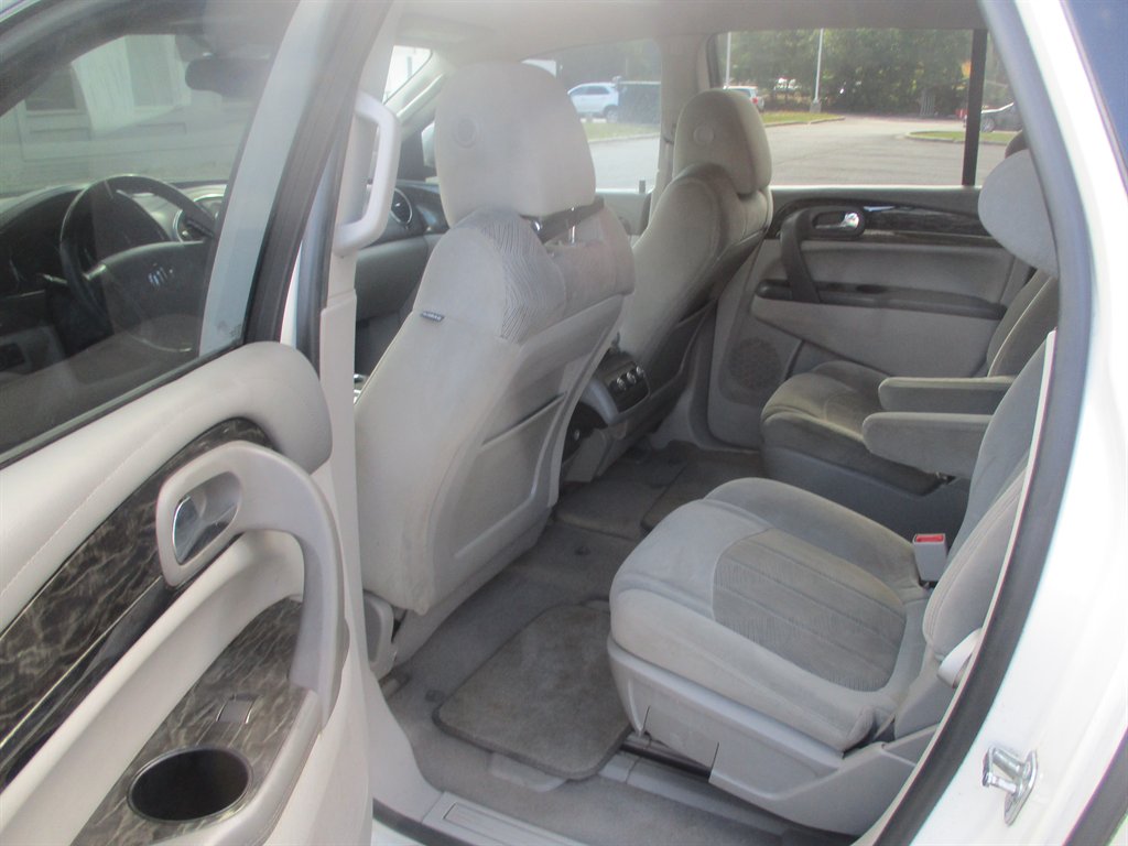 2013 Buick Enclave Convenience photo