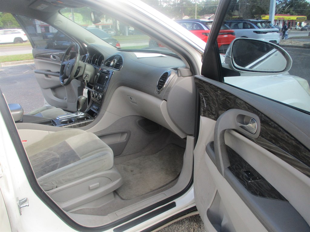 2013 Buick Enclave Convenience photo
