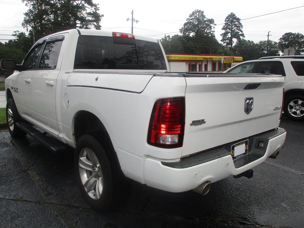 2015 RAM 1500 Sport photo