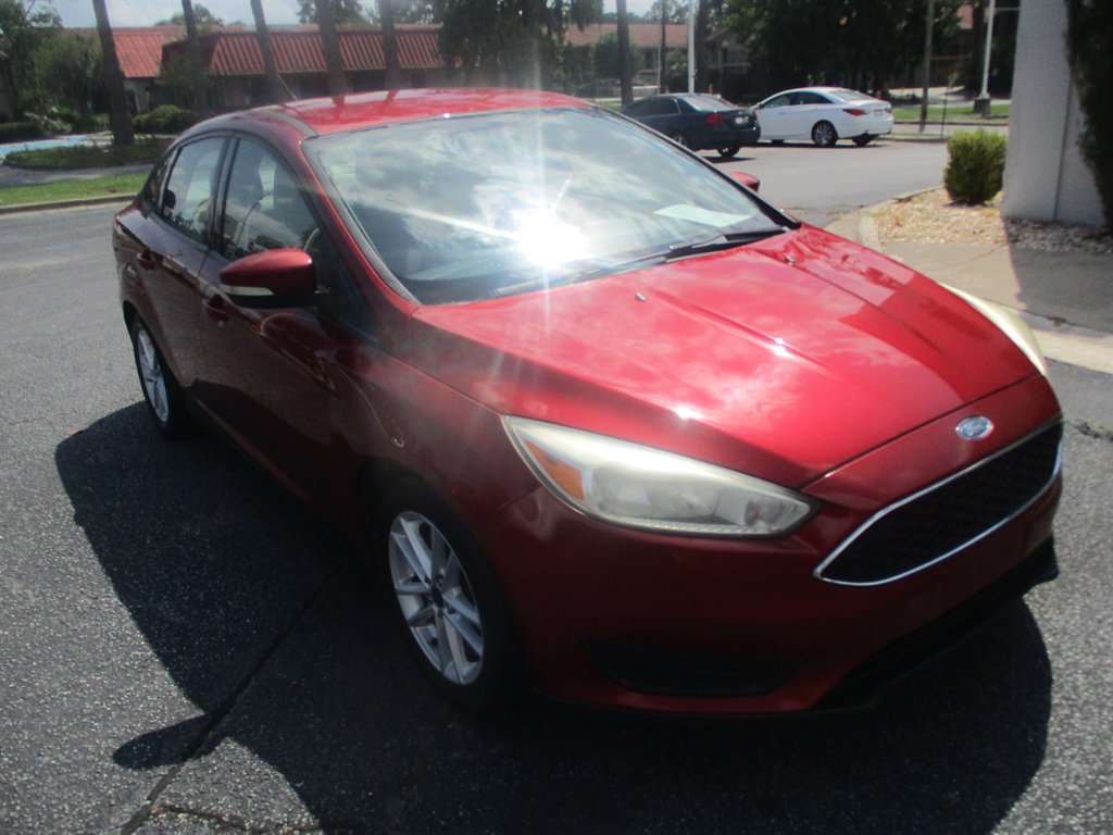 2017 Ford Focus SE photo
