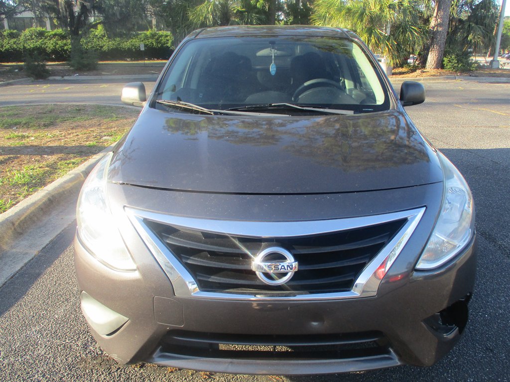 2015 Nissan Versa 1.6 S photo