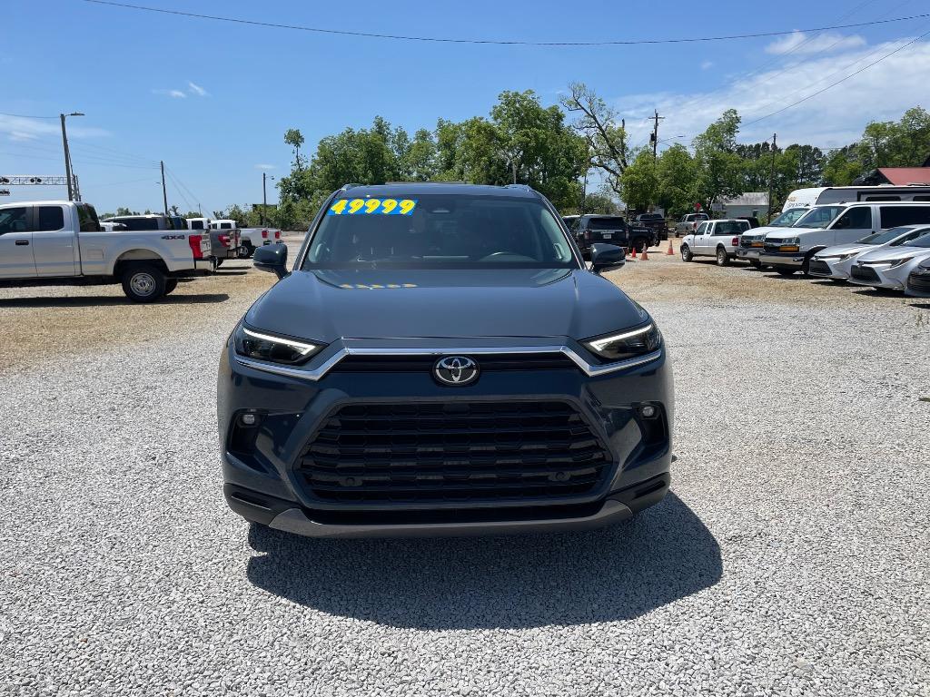 2024 Toyota Highlander - $46,999