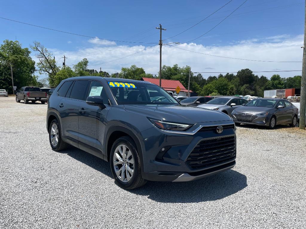 2024 Toyota Highlander - $46,999