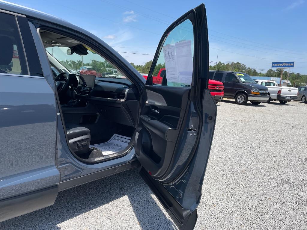 2024 Toyota Highlander - $46,999