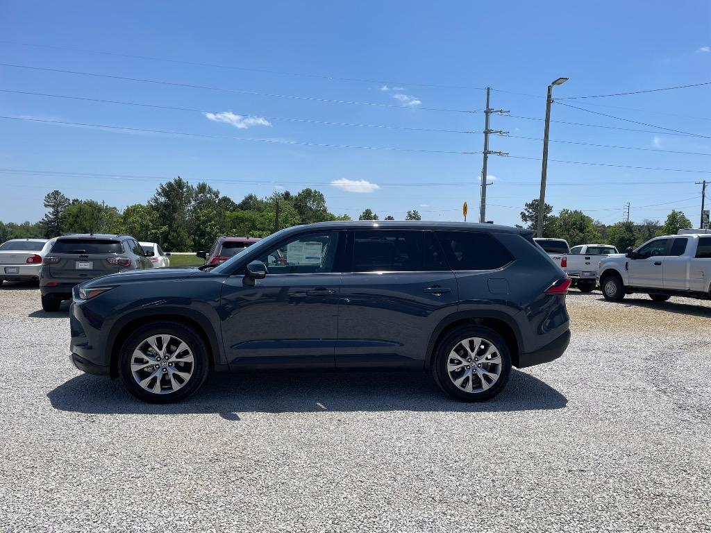 2024 Toyota Highlander - $46,999