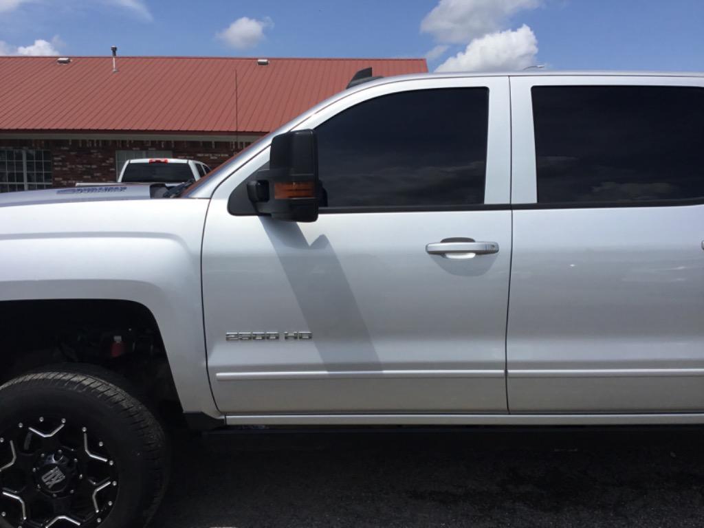 2015 Chevrolet Silverado 2500 - $34,999