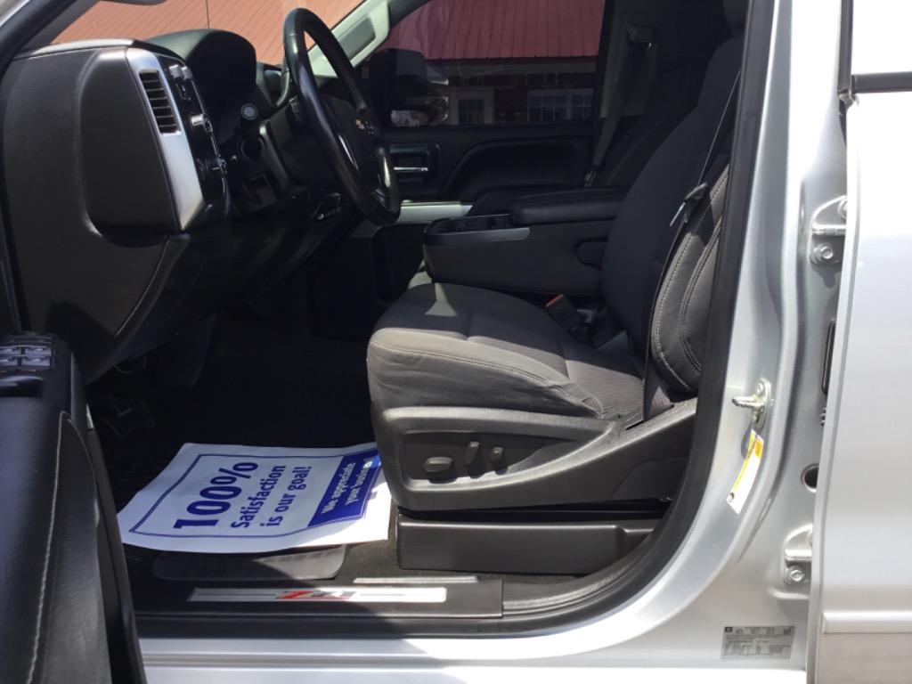 2015 Chevrolet Silverado 2500 - $34,999