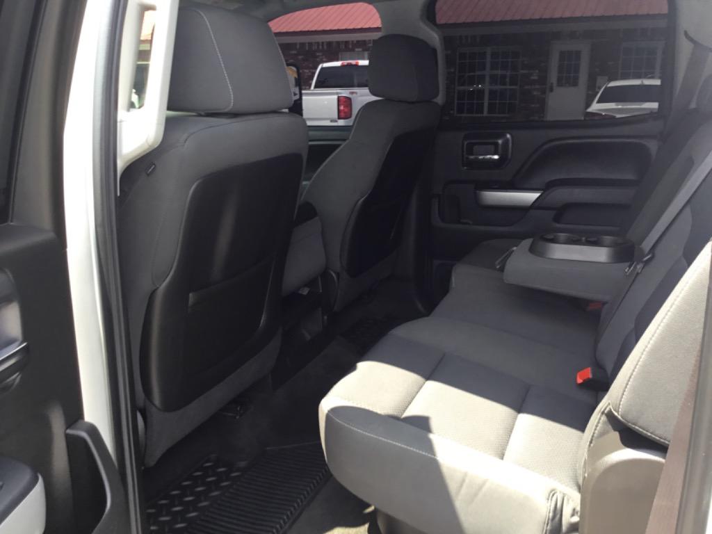 2015 Chevrolet Silverado 2500 - $34,999