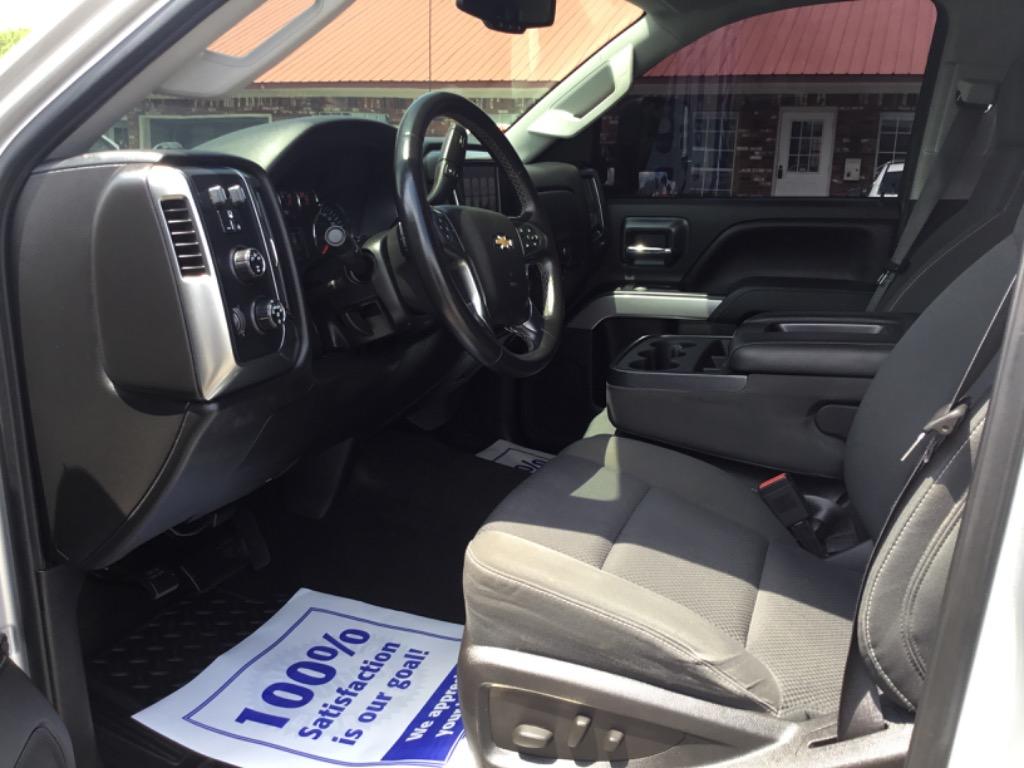 2015 Chevrolet Silverado 2500 - $34,999