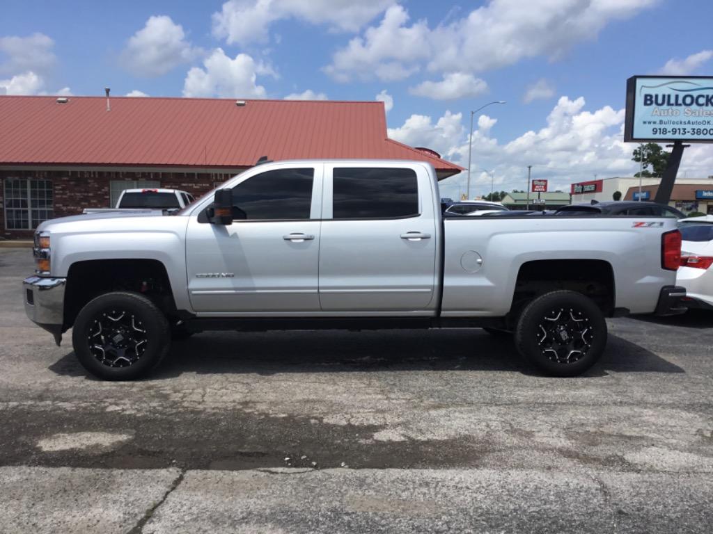 2015 Chevrolet Silverado 2500 - $34,999