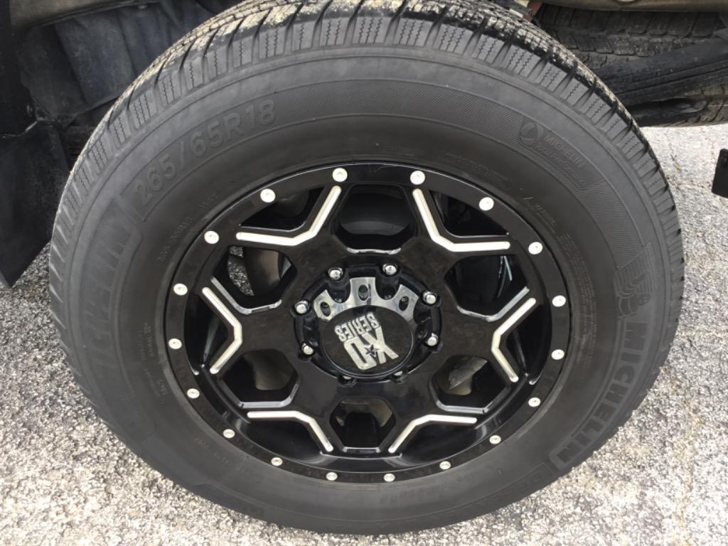 2015 Chevrolet Silverado 2500 - $34,999