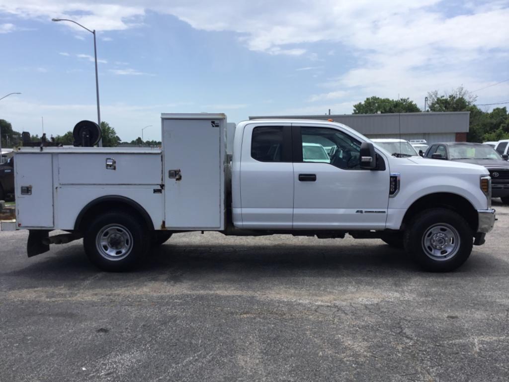 2018 Ford F-350 - $24,999