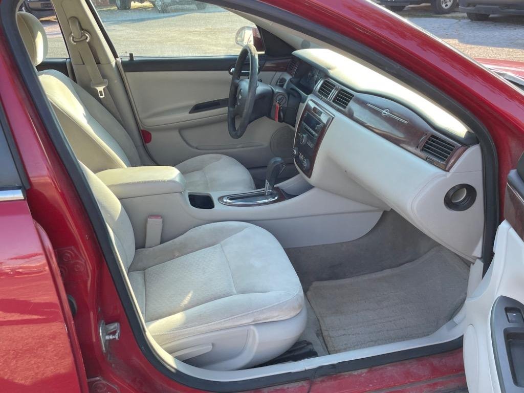 2008 CHEVROLET Impala Sedan - $3,999