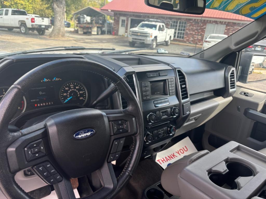 2016 Ford F150 XLT photo