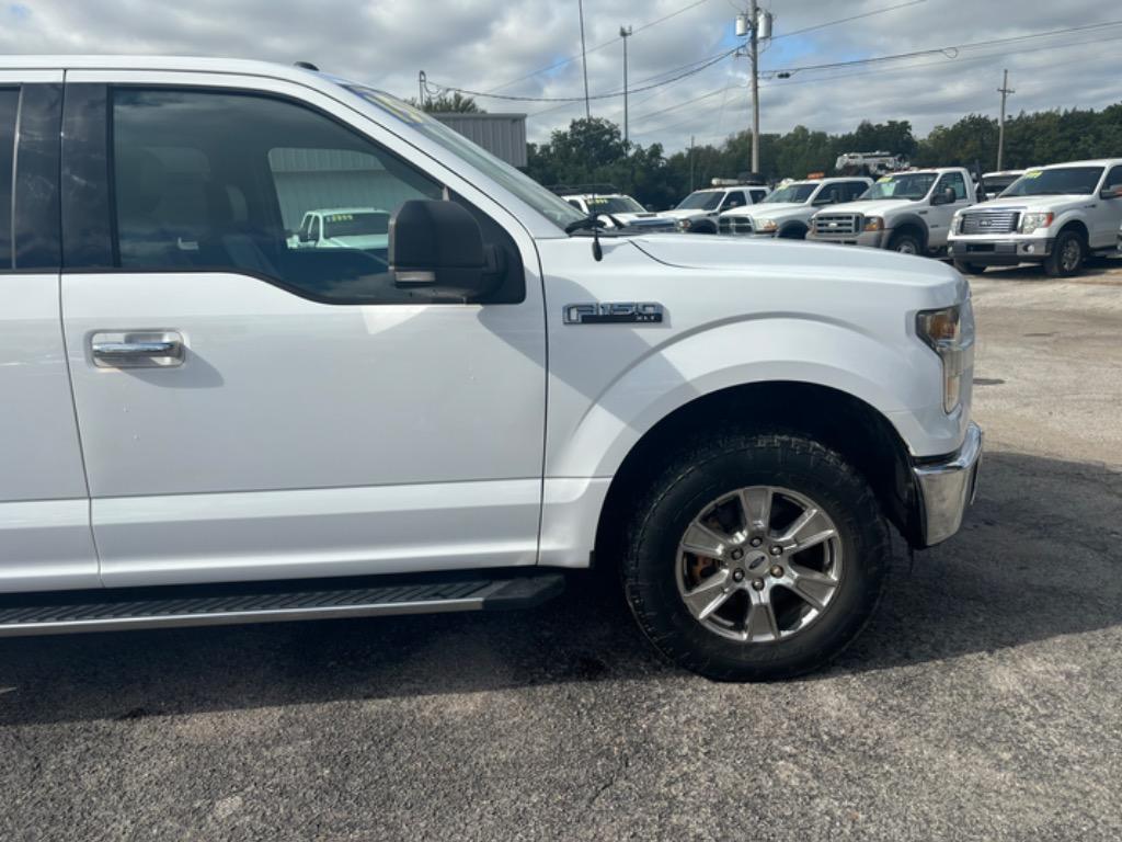 2016 Ford F150 XLT photo