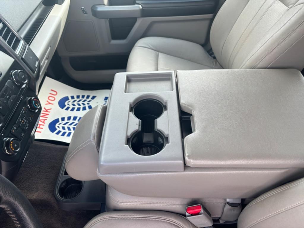 2016 Ford F150 XLT photo