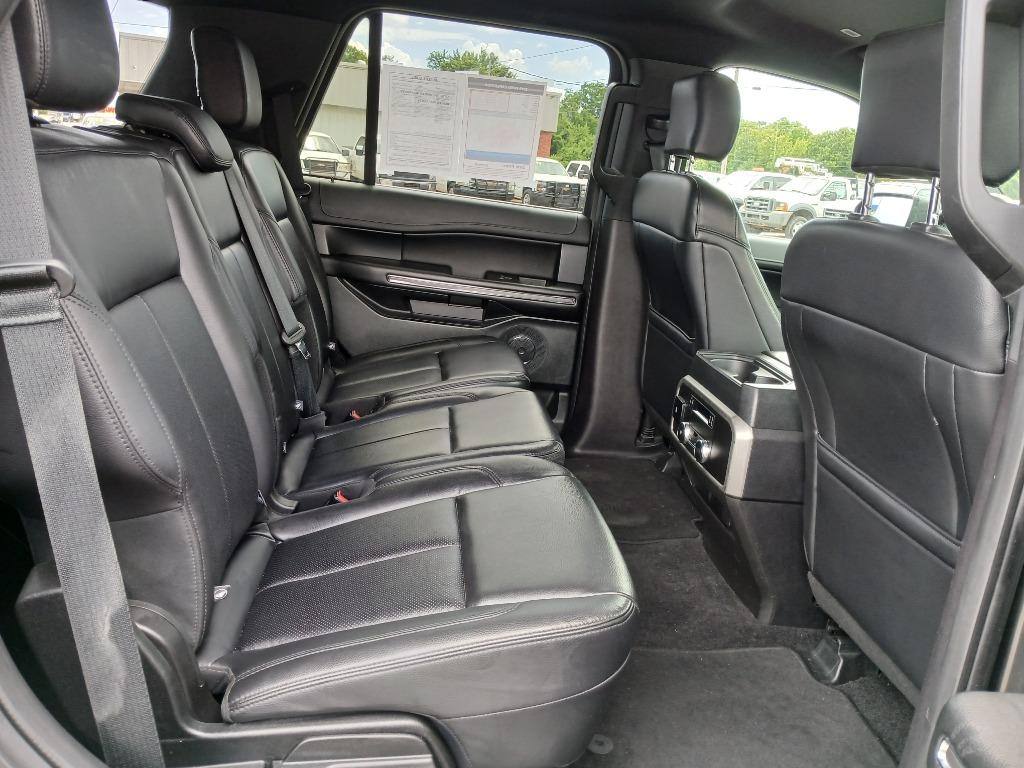 2019 Ford Expedition XLT photo