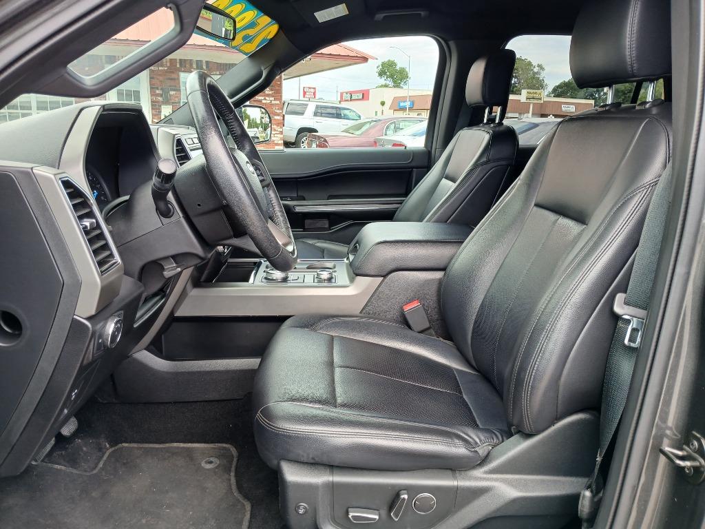 2019 Ford Expedition XLT photo