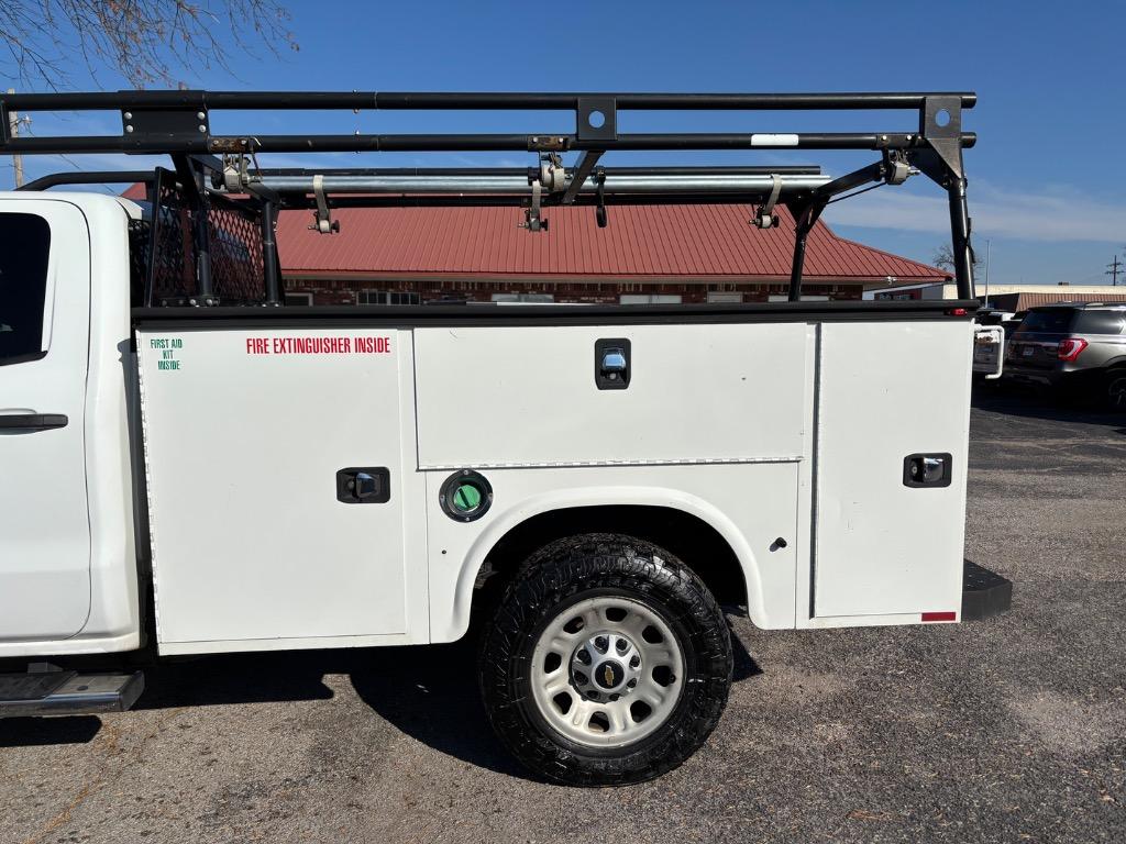 2017 Chevrolet Silverado 3500 W/T photo