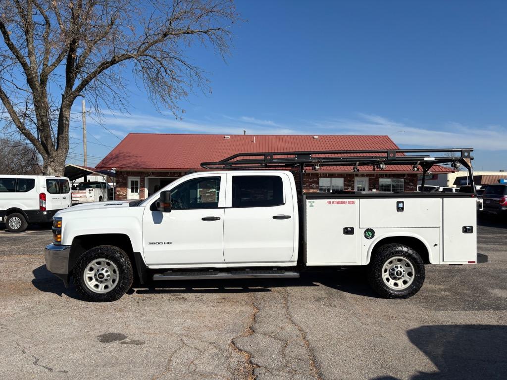 2017 Chevrolet Silverado 3500 W/T photo