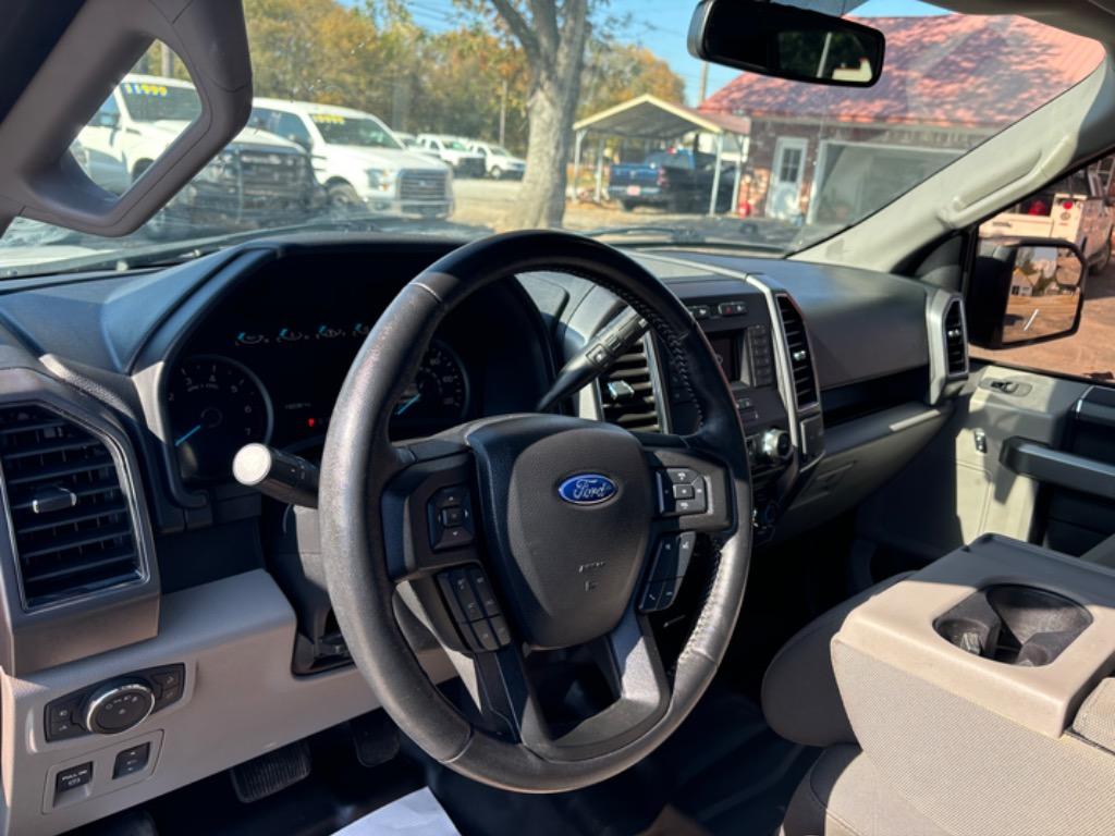 2018 Ford F150 XLT photo