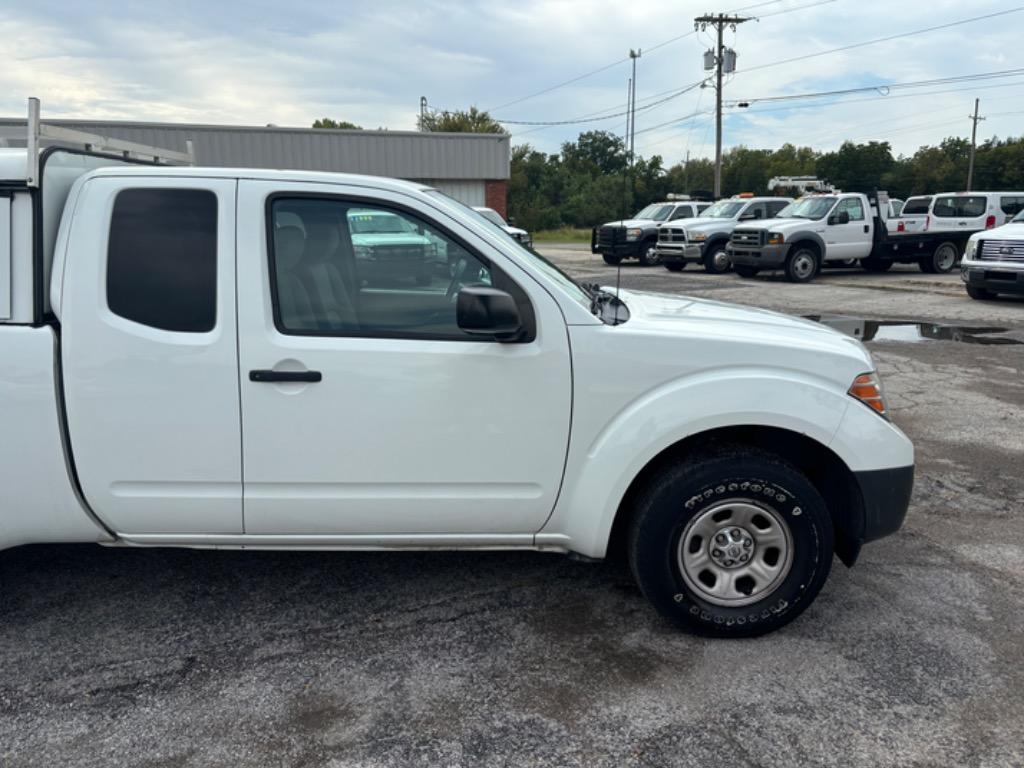 2017 Nissan Frontier S photo
