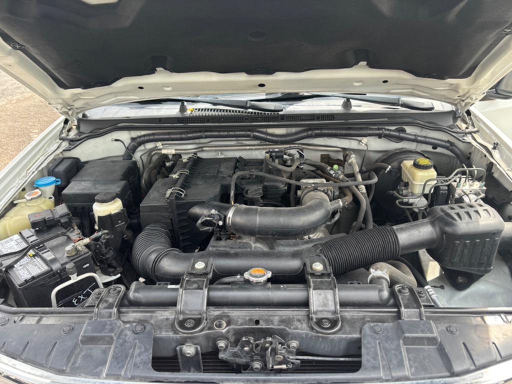 2017 Nissan Frontier S photo