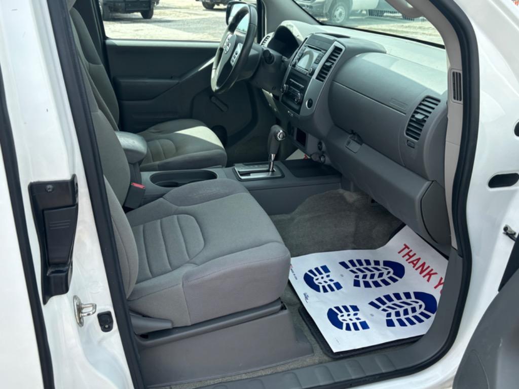 2017 Nissan Frontier S photo