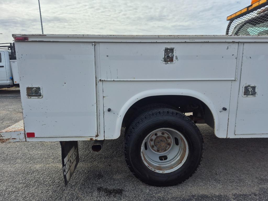 2011 Ford F-350 Super Duty - $16,999