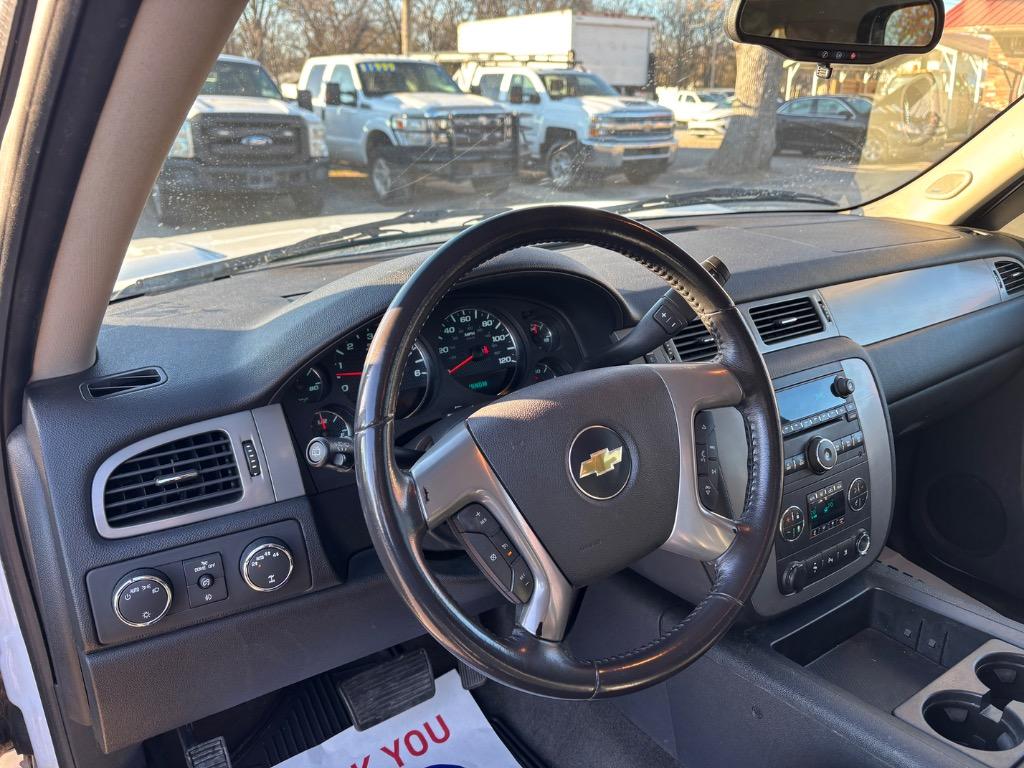 2011 Chevrolet Tahoe LT photo