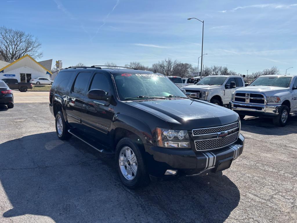 2012 Chevrolet Suburban LT 1500 photo