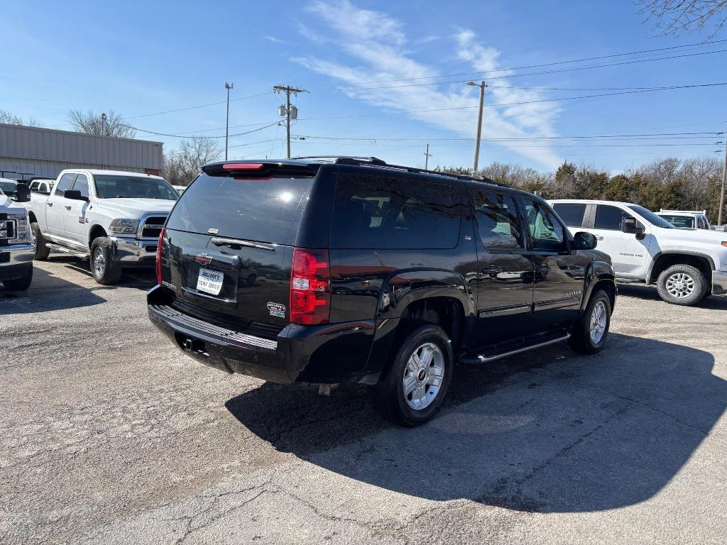 2012 Chevrolet Suburban LT 1500 photo