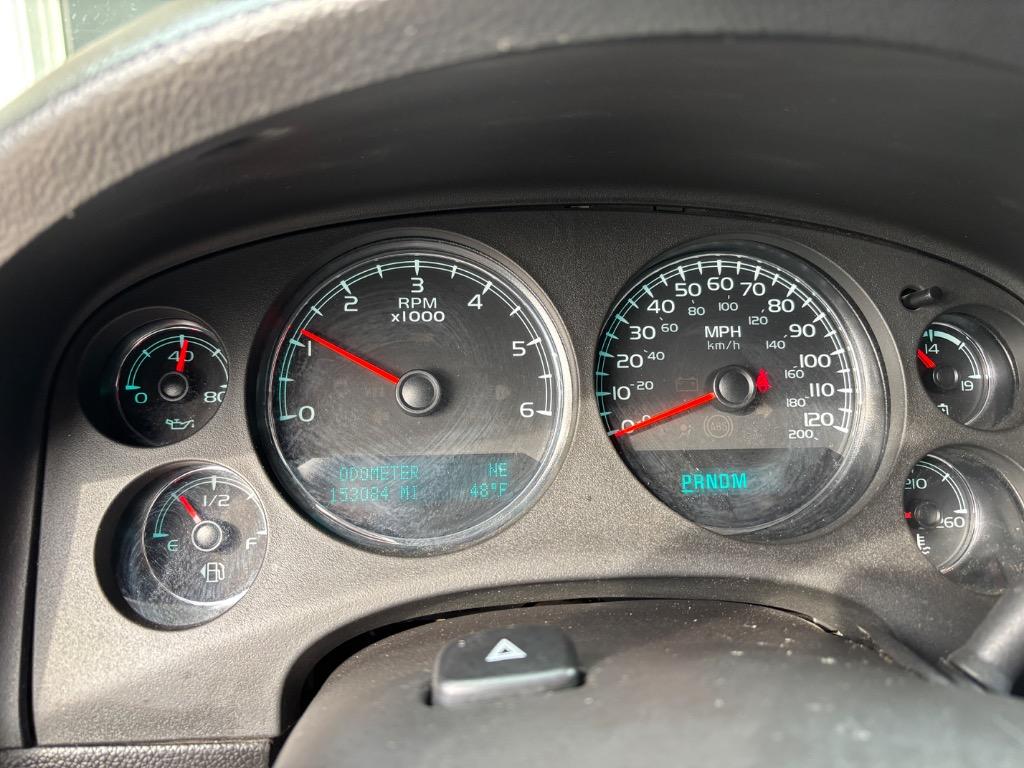 2013 GMC Yukon XL SLT 1500 photo