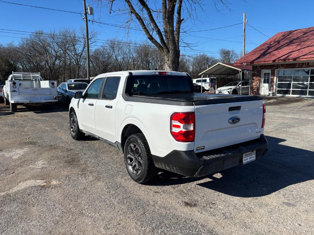 2022 Ford Maverick XLT photo