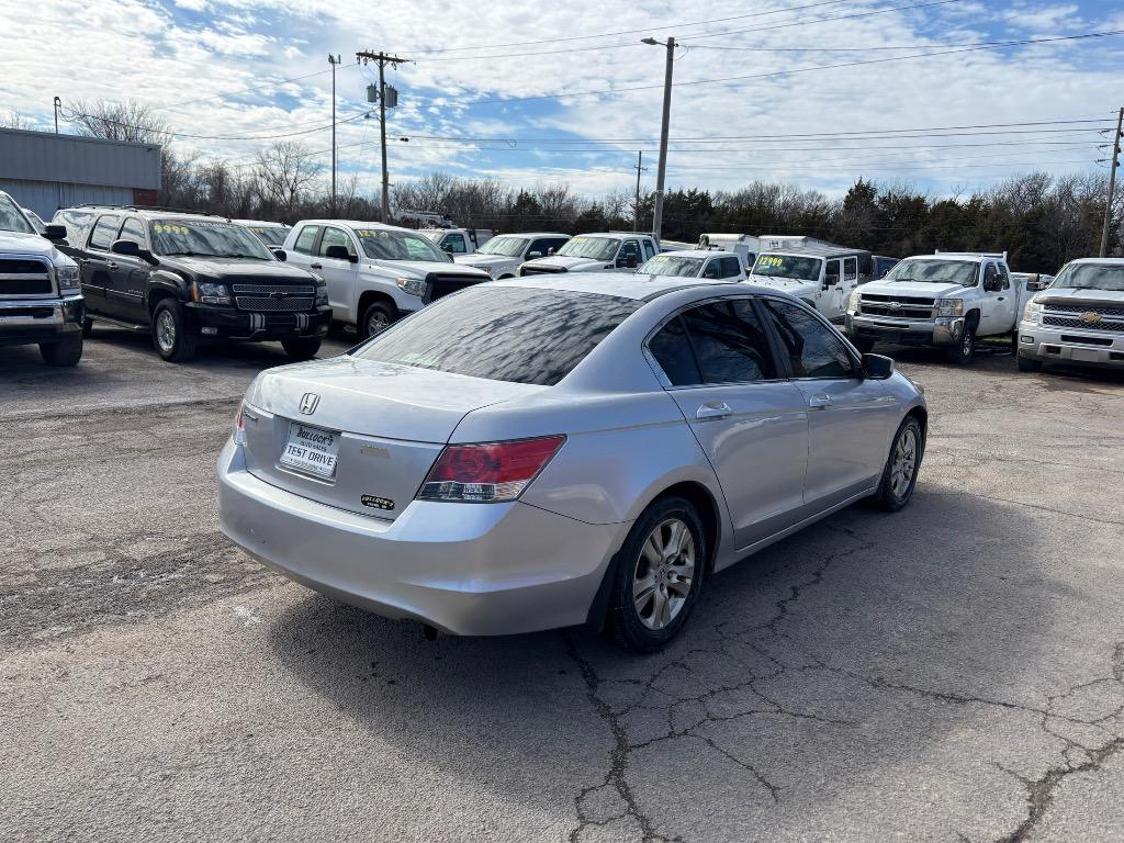 2009 Honda Accord LX-P photo