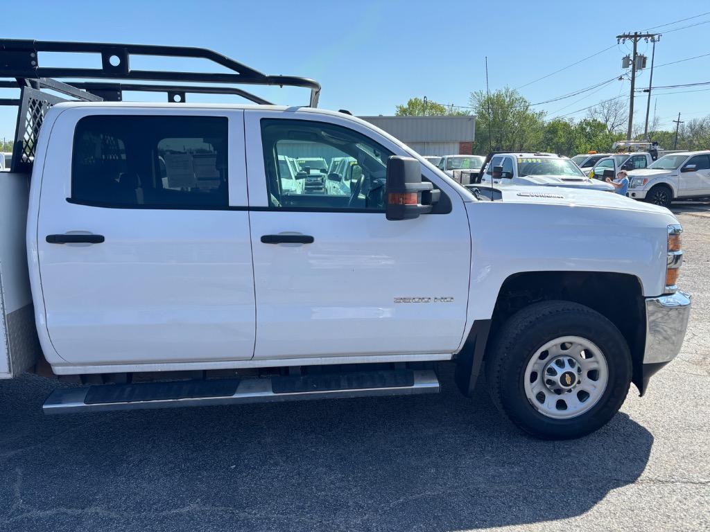 2017 Chevrolet Silverado 3500 W/T photo