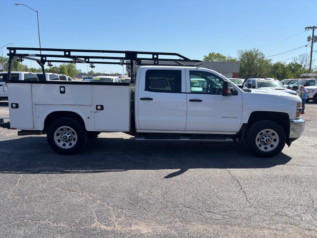 2017 Chevrolet Silverado 3500 W/T photo