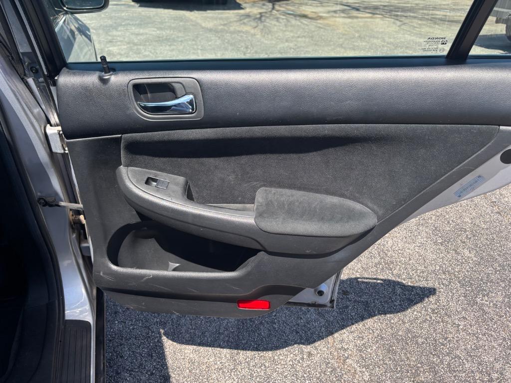 2005 Honda Accord LX photo