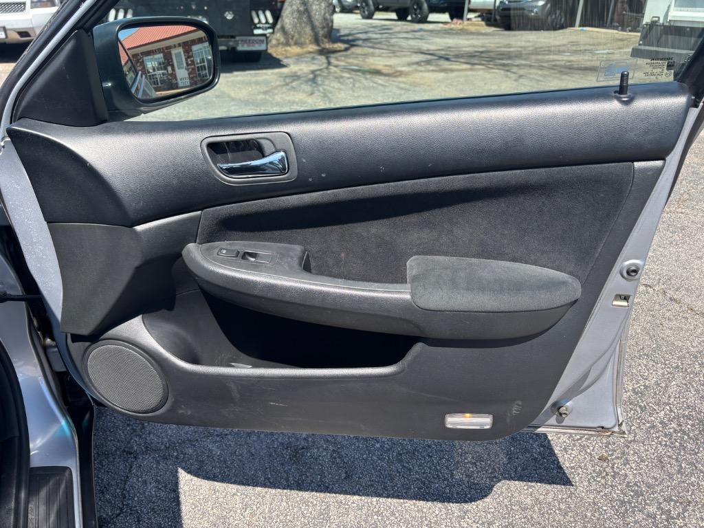 2005 Honda Accord LX photo