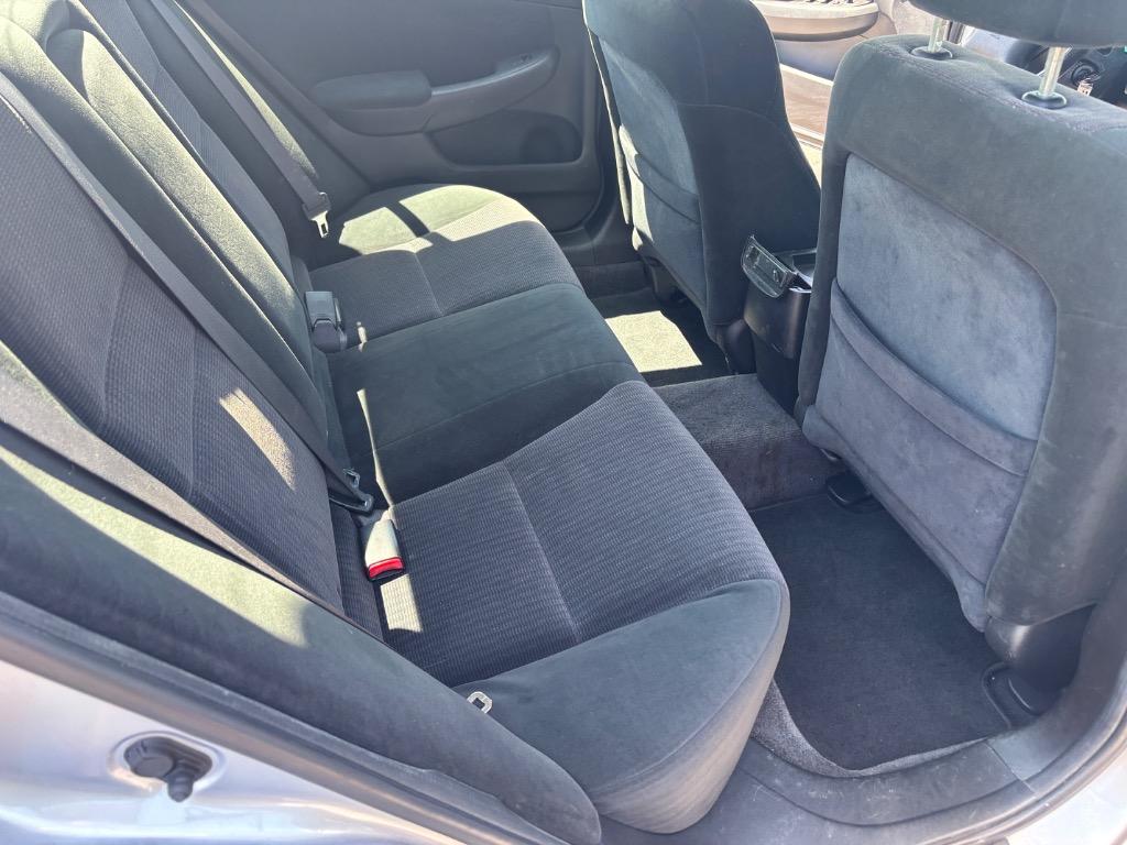 2005 Honda Accord LX photo